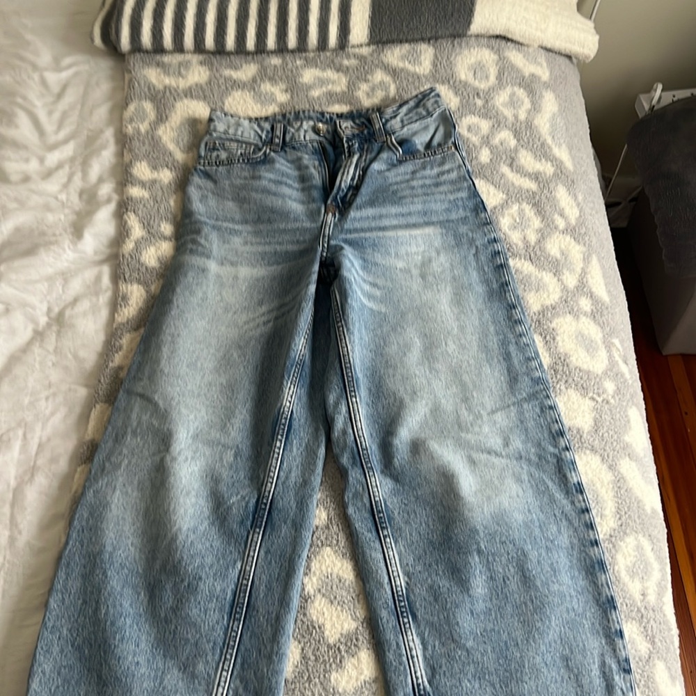 Wide Leg High Waist Jeans